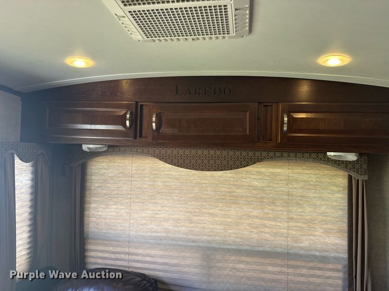 image for item EG6653 2014 Keystone  Laredo camper