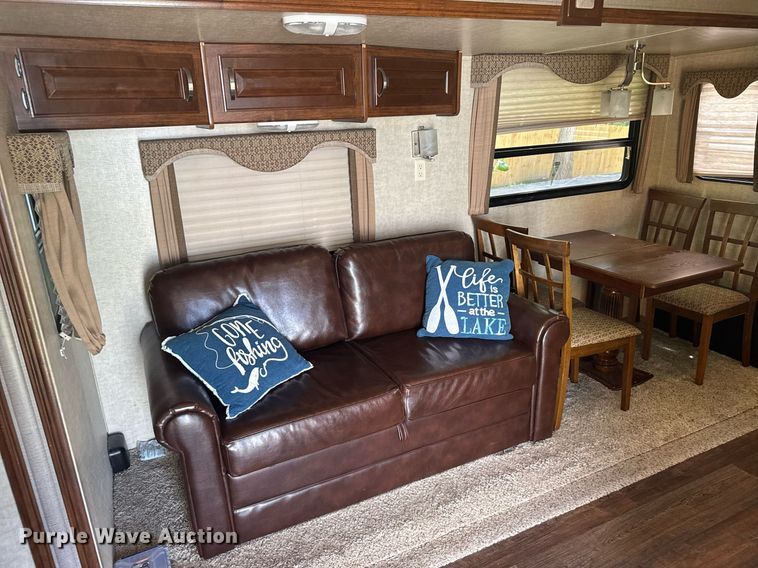 image for item EG6653 2014 Keystone  Laredo camper