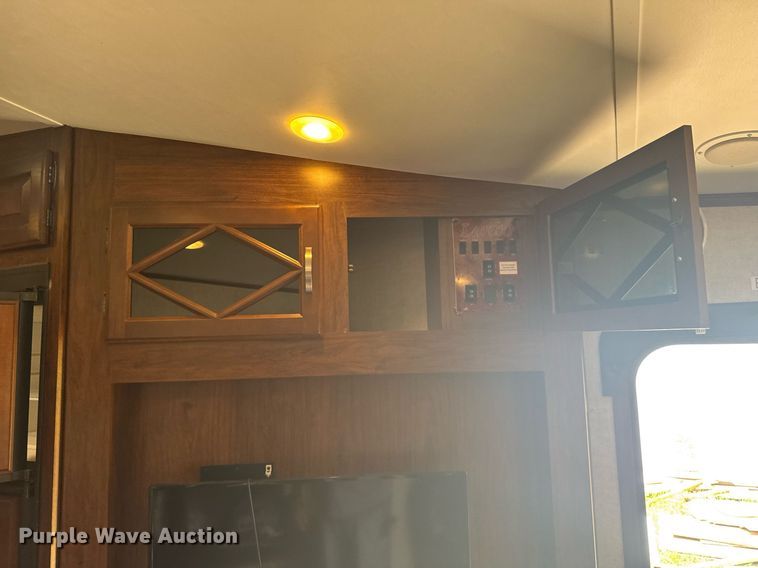 image for item EG6653 2014 Keystone  Laredo camper