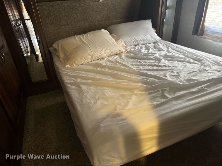 image for item EG6653 2014 Keystone  Laredo camper