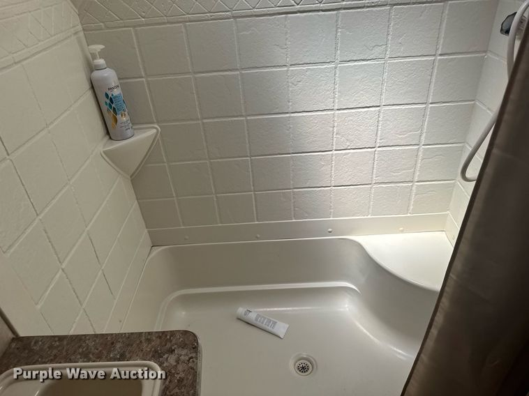 image for item EG6653 2014 Keystone  Laredo camper