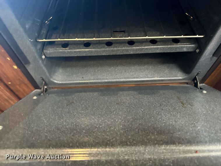 image for item EG6653 2014 Keystone  Laredo camper