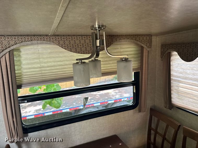 image for item EG6653 2014 Keystone  Laredo camper