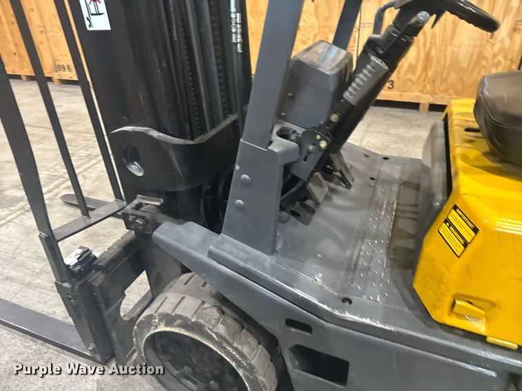 image for item EG6659 TCM FCG-30T-7T forklift