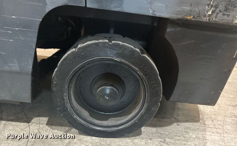 image for item EG6659 TCM FCG-30T-7T forklift