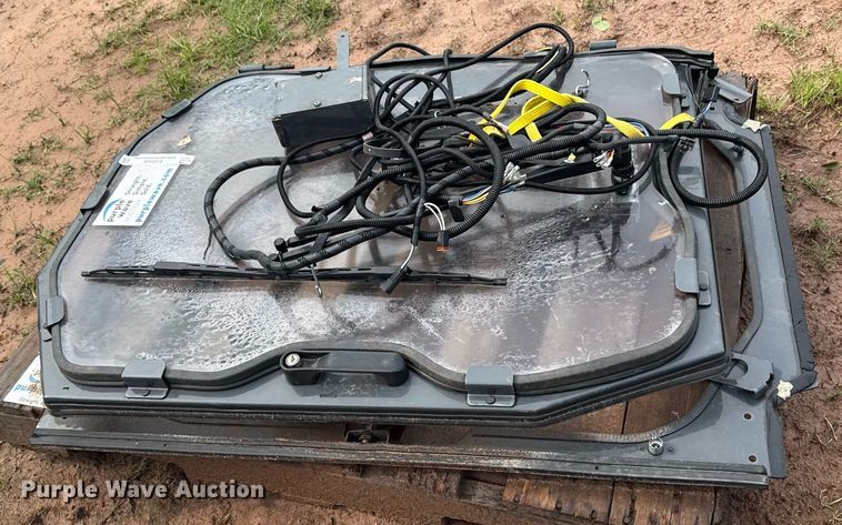 image for item EG8109 (2) skid steer doors