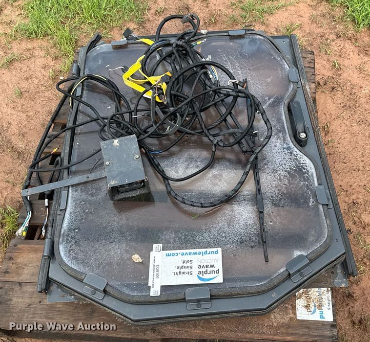 image for item EG8109 (2) skid steer doors