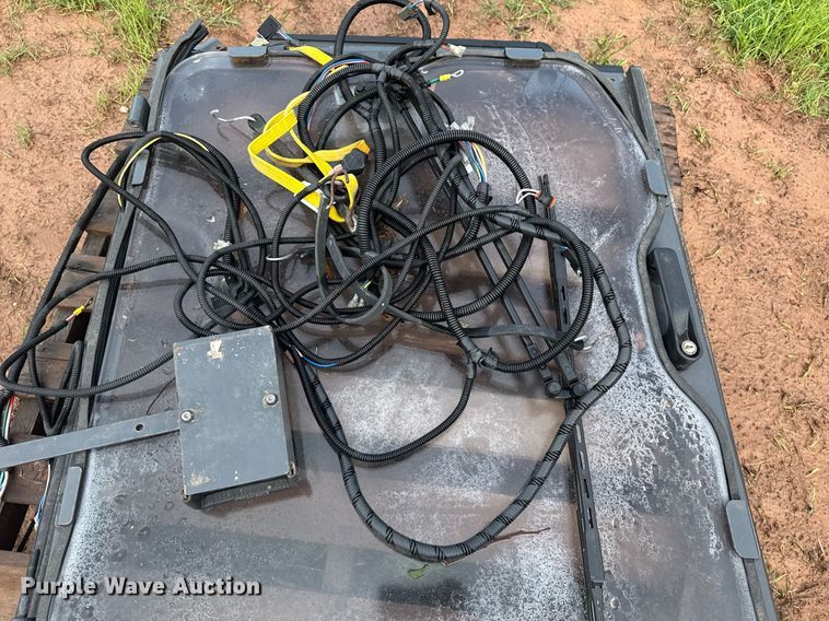 image for item EG8109 (2) skid steer doors