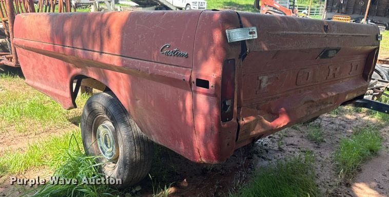 image for item EG8118 Shop built utility trailer