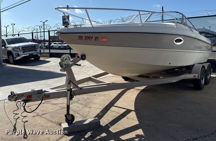 image for item EG8122 Stingray 220 Series boat