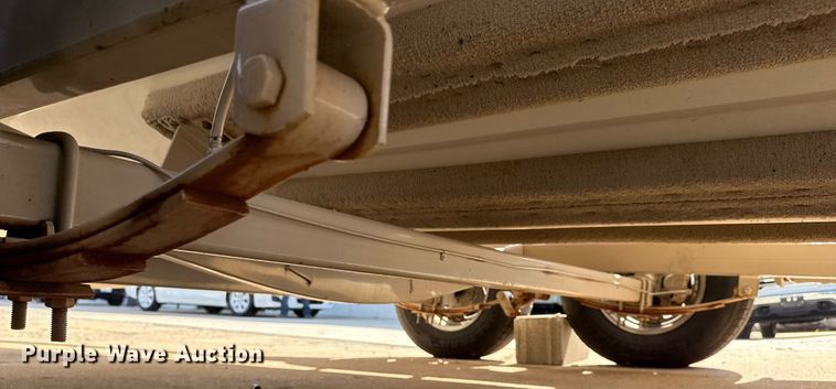 image for item EG8122 Stingray 220 Series boat