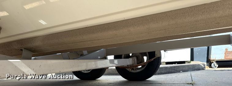 image for item EG8122 Stingray 220 Series boat