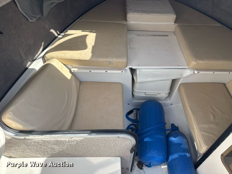 image for item EG8122 Stingray 220 Series boat