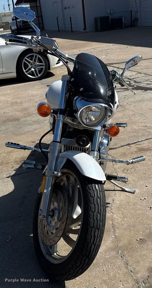 image for item EG8123 2007 Honda VTX motorcycle