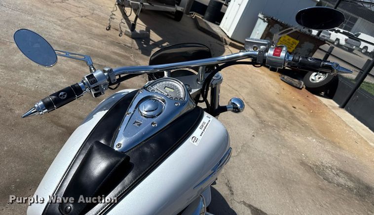 image for item EG8123 2007 Honda VTX motorcycle