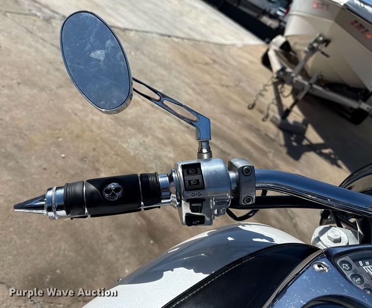 image for item EG8123 2007 Honda VTX motorcycle