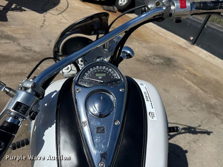 image for item EG8123 2007 Honda VTX motorcycle