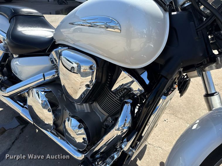 image for item EG8123 2007 Honda VTX motorcycle