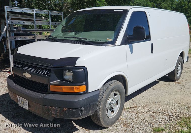 image for item EJ0124 2008 Chevrolet Express 1500 van