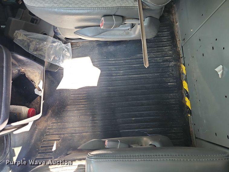 image for item EJ0124 2008 Chevrolet Express 1500 van