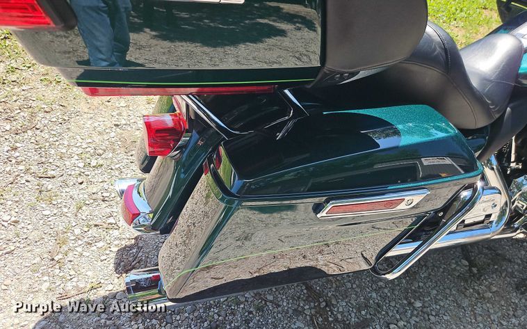 image for item EJ0126 2015 Harley-Davidson Electra Glide Ultra Limited motorcycle