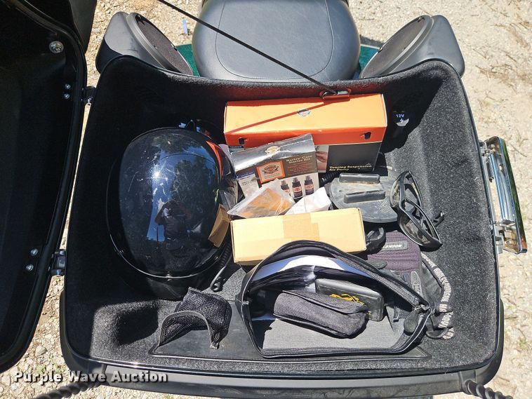 image for item EJ0126 2015 Harley-Davidson Electra Glide Ultra Limited motorcycle