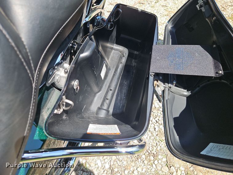 image for item EJ0126 2015 Harley-Davidson Electra Glide Ultra Limited motorcycle