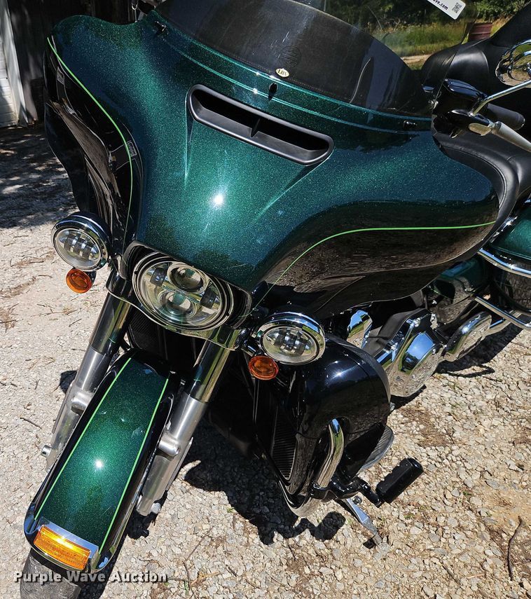 image for item EJ0126 2015 Harley-Davidson Electra Glide Ultra Limited motorcycle