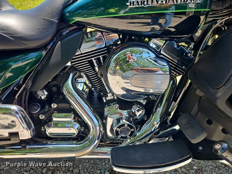 image for item EJ0126 2015 Harley-Davidson Electra Glide Ultra Limited motorcycle