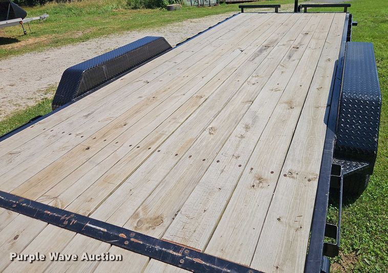 image for item EJ0128 2019 Doolittle Foxtrail SS CF utility trailer