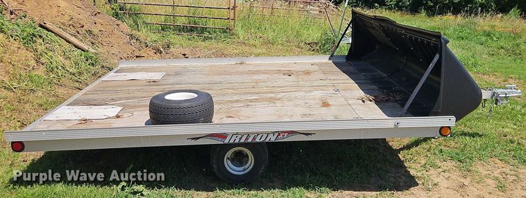 image for item EJ0129 2007 Triton Triton utility trailer