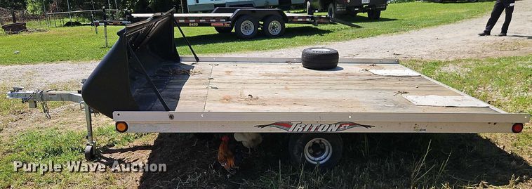 image for item EJ0129 2007 Triton Triton utility trailer