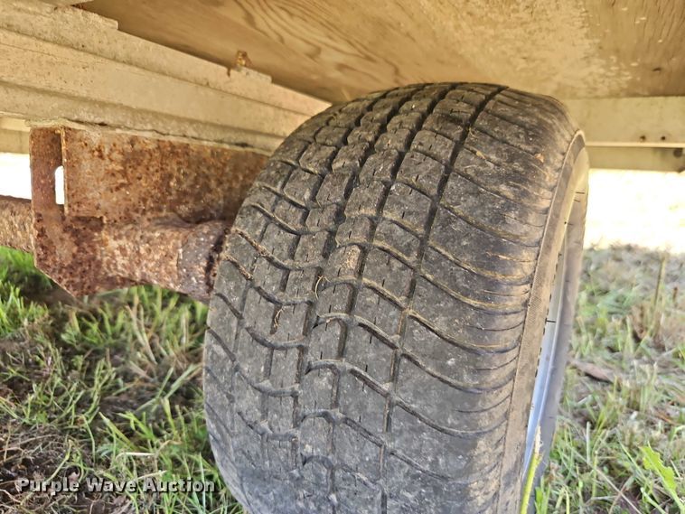 image for item EJ0129 2007 Triton Triton utility trailer