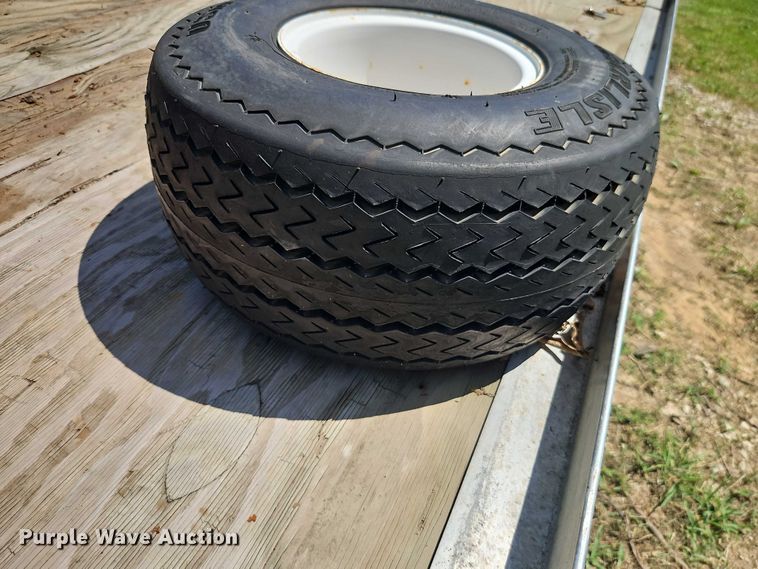 image for item EJ0129 2007 Triton Triton utility trailer