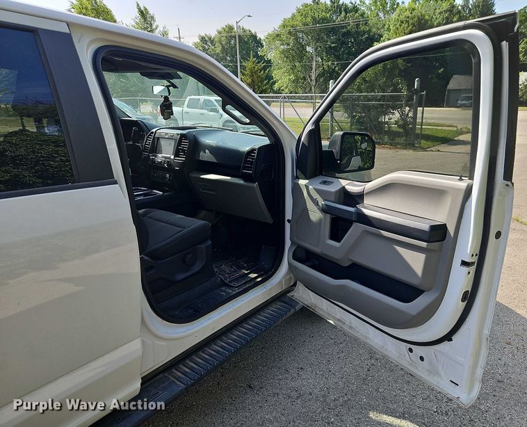 image for item EJ0130 2019 Ford F150 SuperCrew pickup truck