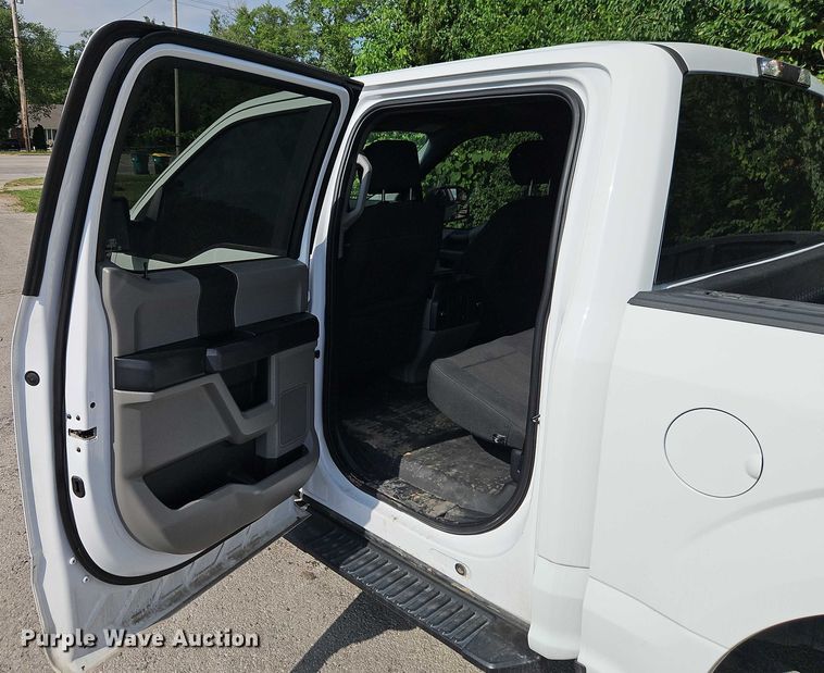 image for item EJ0130 2019 Ford F150 SuperCrew pickup truck