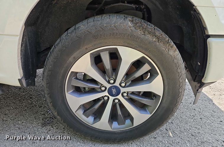 image for item EJ0130 2019 Ford F150 SuperCrew pickup truck