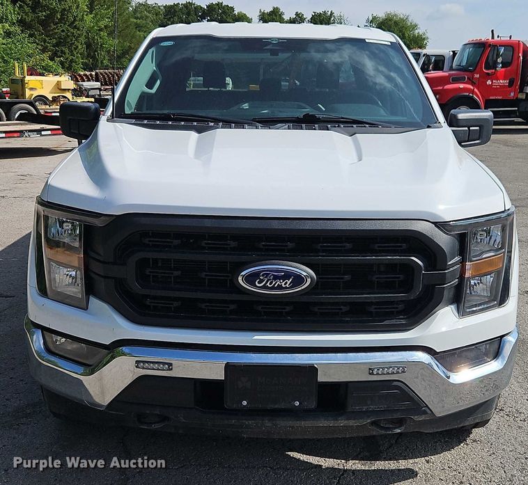 image for item EJ0131 2023 Ford F150 SuperCrew pickup truck