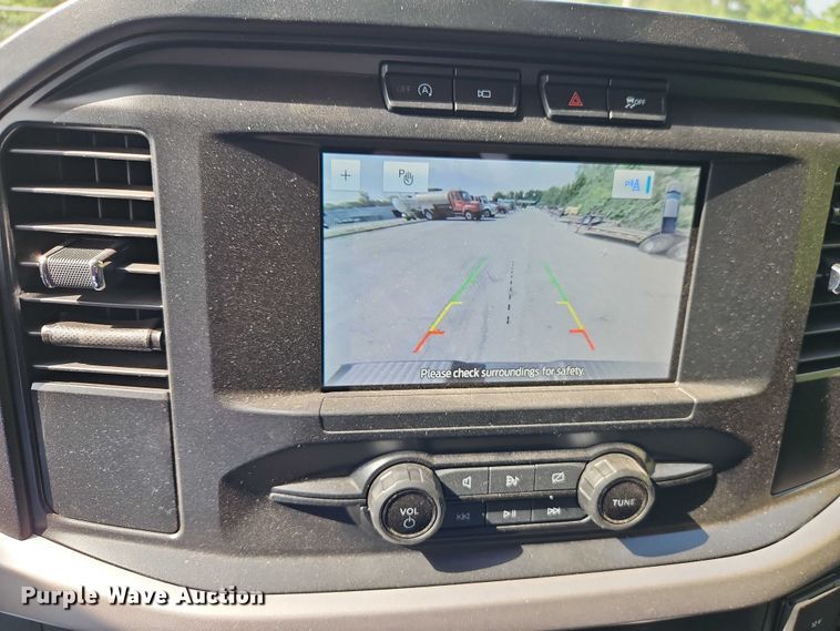 image for item EJ0131 2023 Ford F150 SuperCrew pickup truck