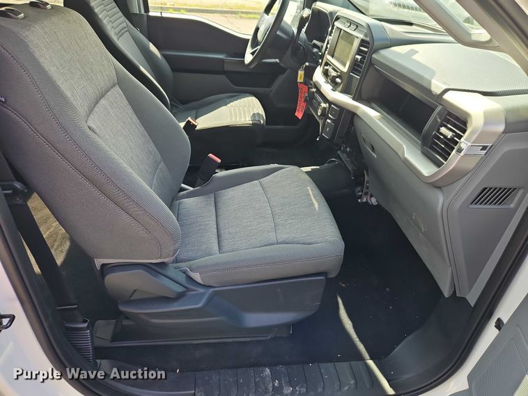 image for item EJ0131 2023 Ford F150 SuperCrew pickup truck