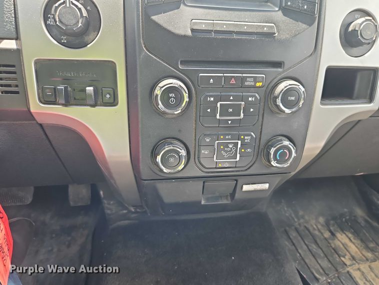 image for item EJ0137 2014 Ford F150 SuperCrew pickup truck