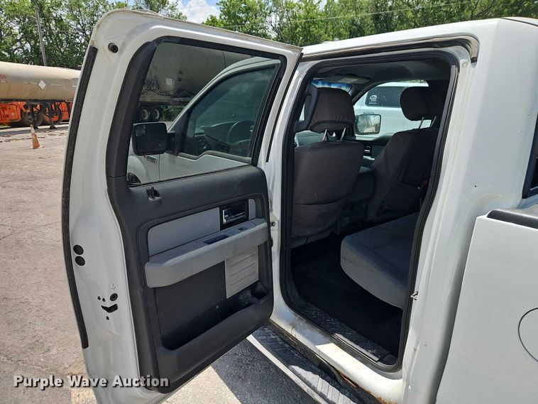 image for item EJ0137 2014 Ford F150 SuperCrew pickup truck