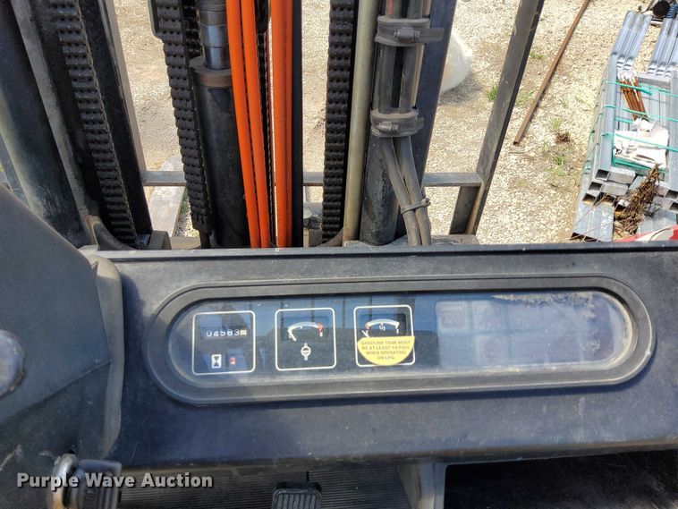 image for item EJ0169 Yale GTP060TFNUAE087GS forklift