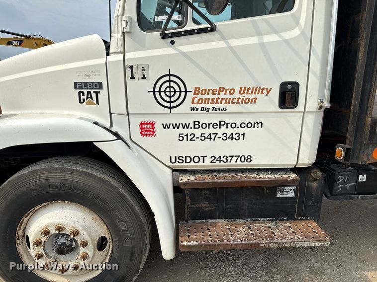 image for item EJ3744 2003 Freightliner FL80 flatbed truck