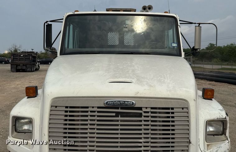 image for item EJ3744 2003 Freightliner FL80 flatbed truck