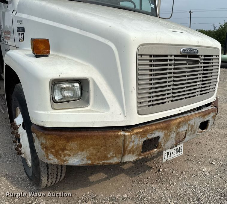 image for item EJ3744 2003 Freightliner FL80 flatbed truck