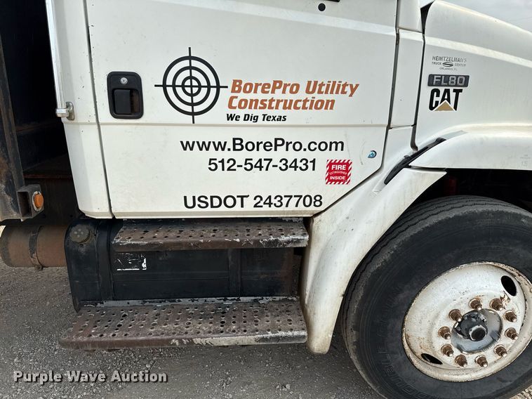 image for item EJ3744 2003 Freightliner FL80 flatbed truck