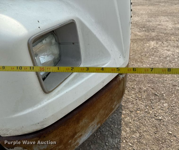 image for item EJ3744 2003 Freightliner FL80 flatbed truck