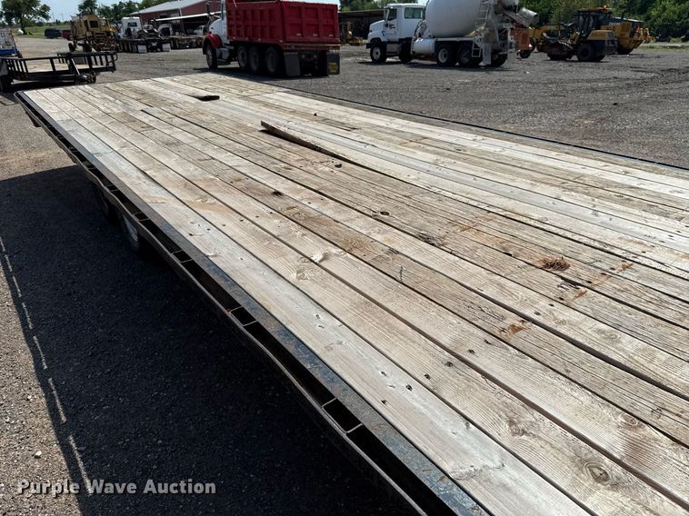 image for item EJ4660 PJ equipment trailer