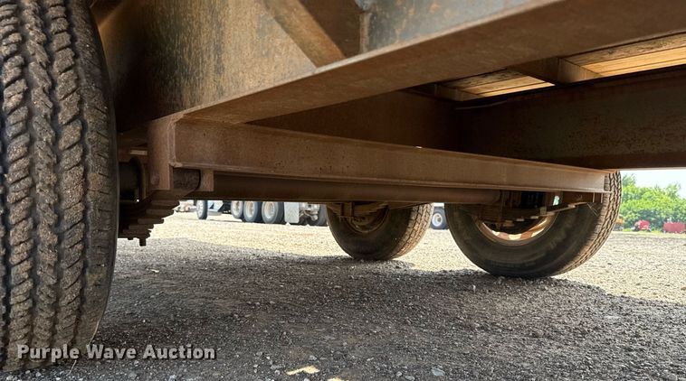 image for item EJ4660 PJ equipment trailer